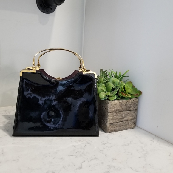 Handbags - VINTAGE BLACK PATENT LEATHER HANDBAG